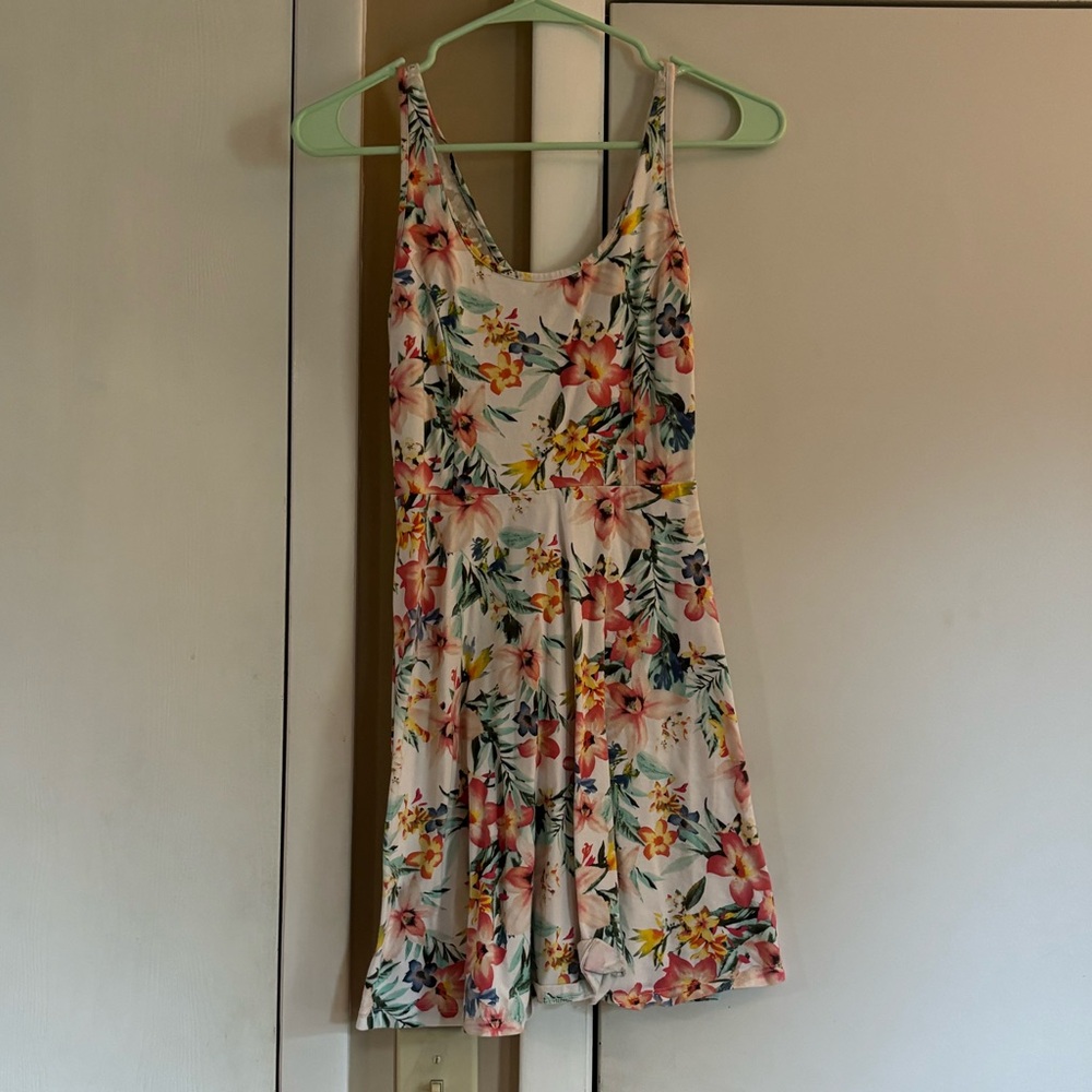 Forever 21 size small summer dress